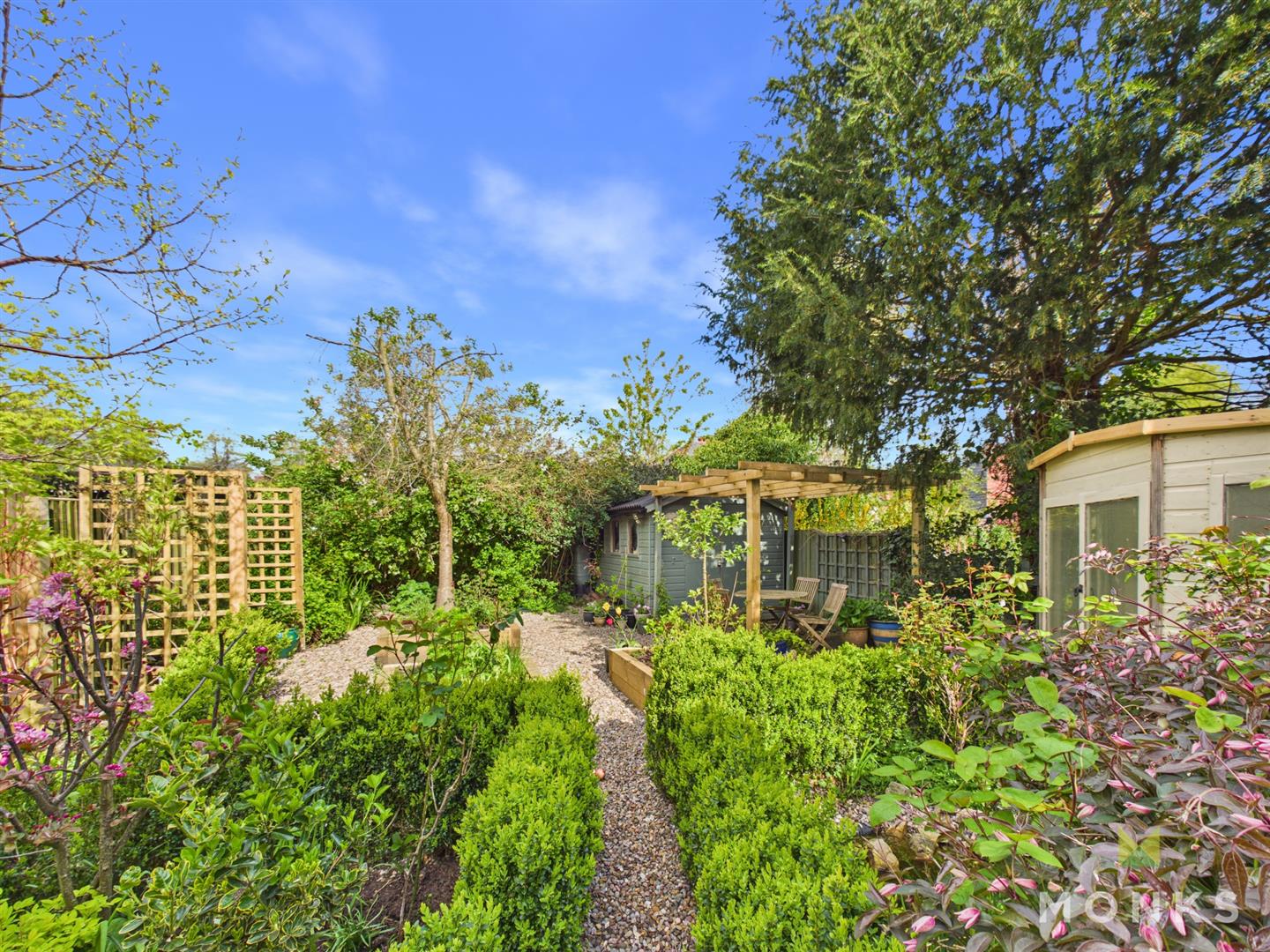 8 Holbache Road, Oswestry, SY11 1RP For Sale